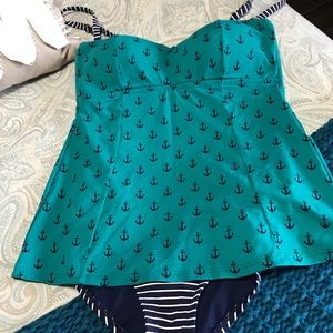 Brand New Tommy Bahama one piece swimsuit size 6